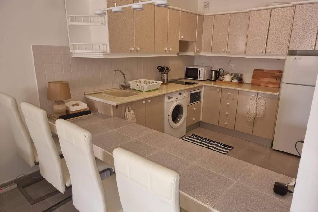 Casa Gales: Relax Next To The Sea Apartment For Families Corralejo Exterior photo
